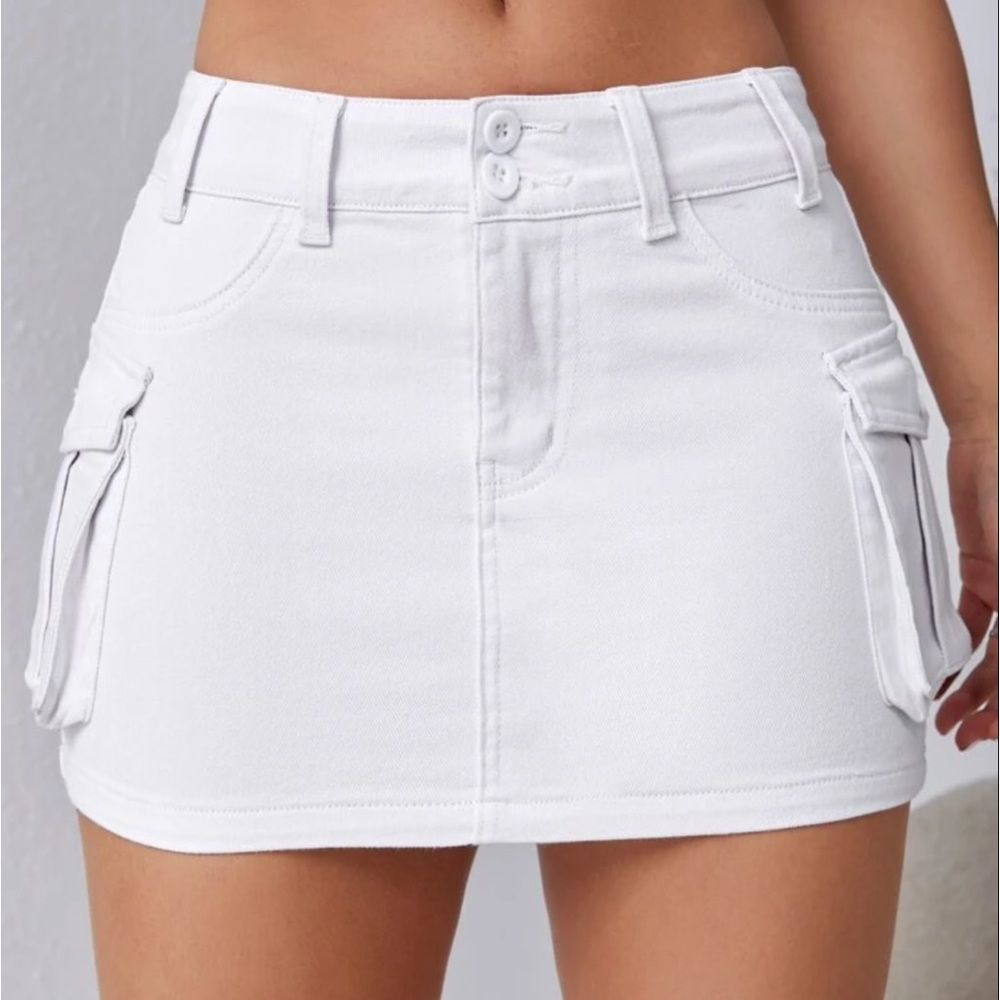 SHEIN ICON Flap Pocket Denim Skirt